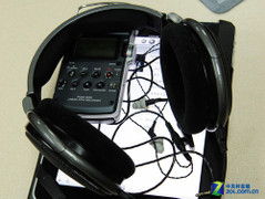 最具創意的藍牙耳機 中锘基z w88熱賣